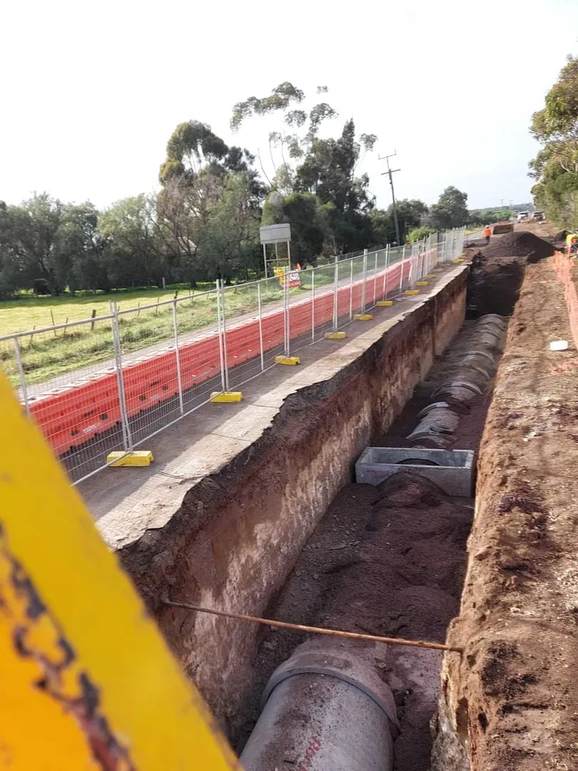 Drainage subdivision works and pipeline installation